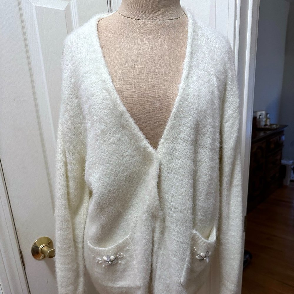 Liz Lisa Feather Loose Knit Cardigan